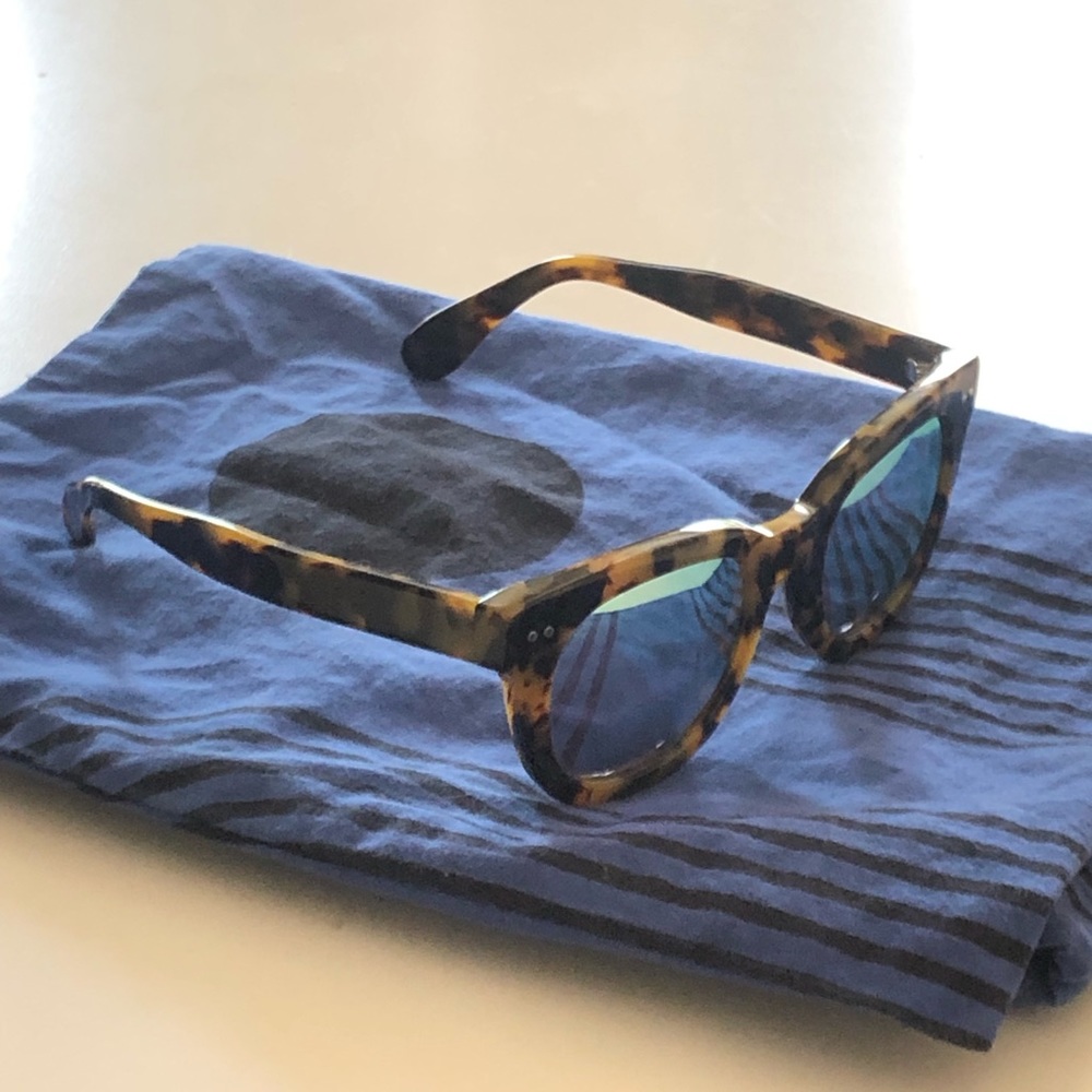 Next day shipping- Barely Worn Madewell Sunglasses
